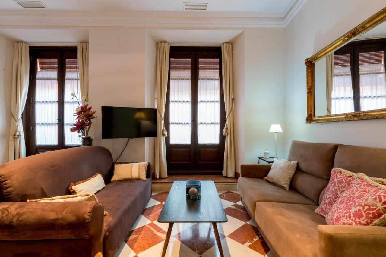 Quevedo Suite Севилья Экстерьер фото