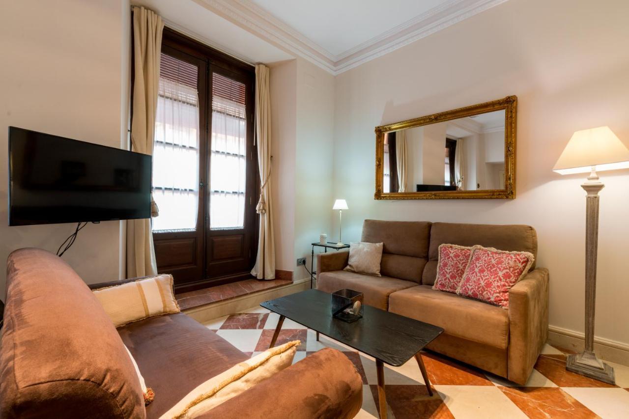 Quevedo Suite Севилья Экстерьер фото