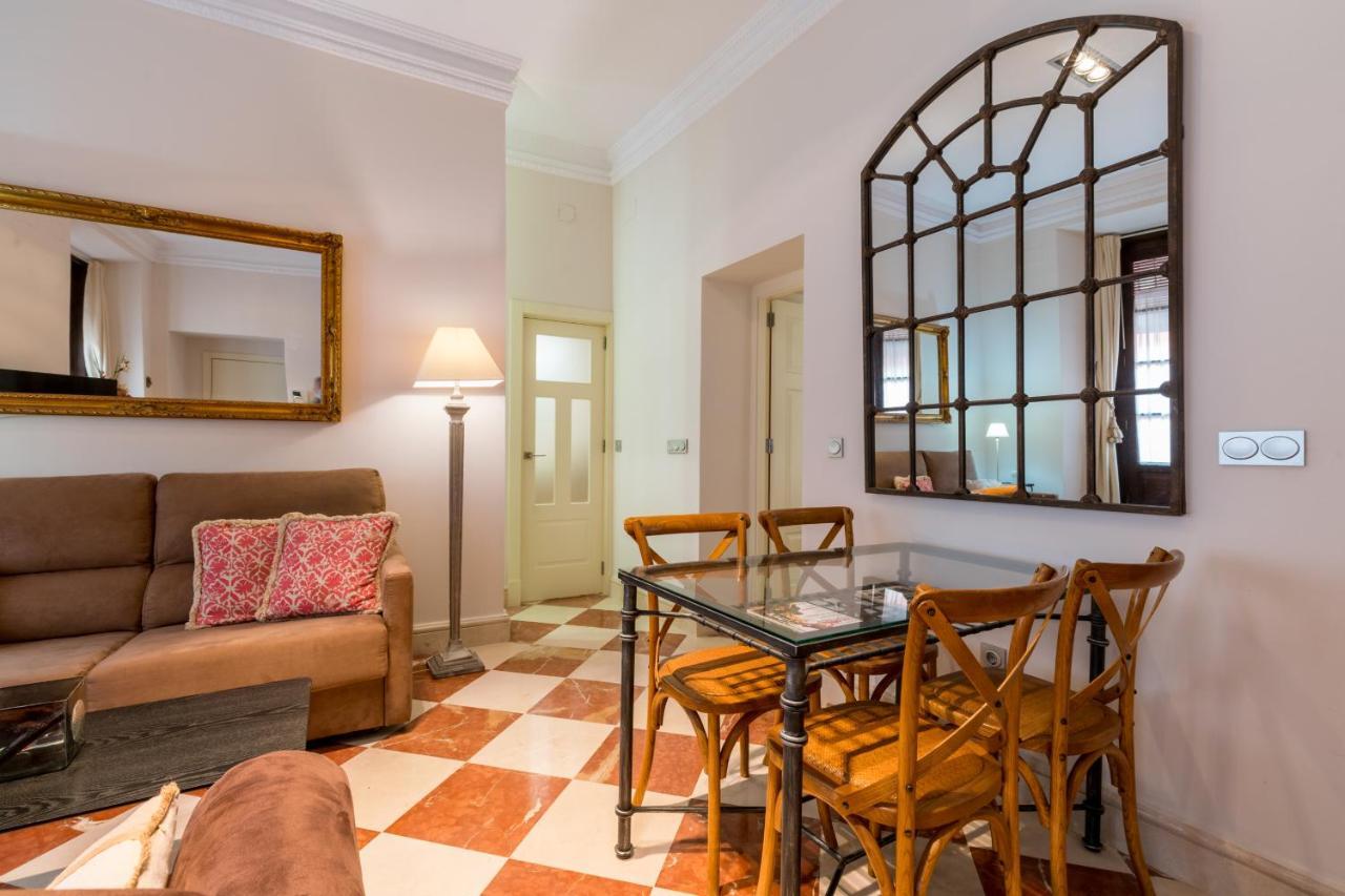 Quevedo Suite Севилья Экстерьер фото